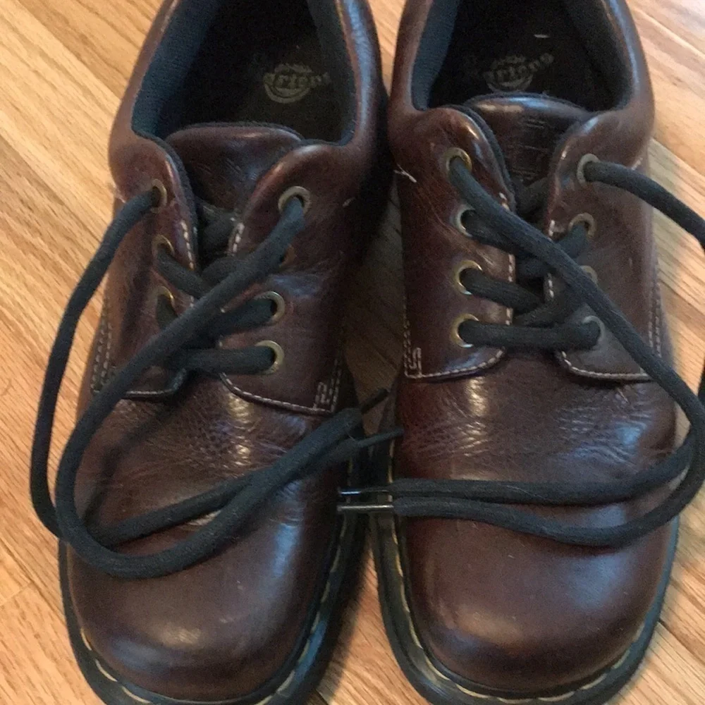 DR Martens Men’s Oxford Shoes Size 12 Brown Leather Excellent Preowned Condition